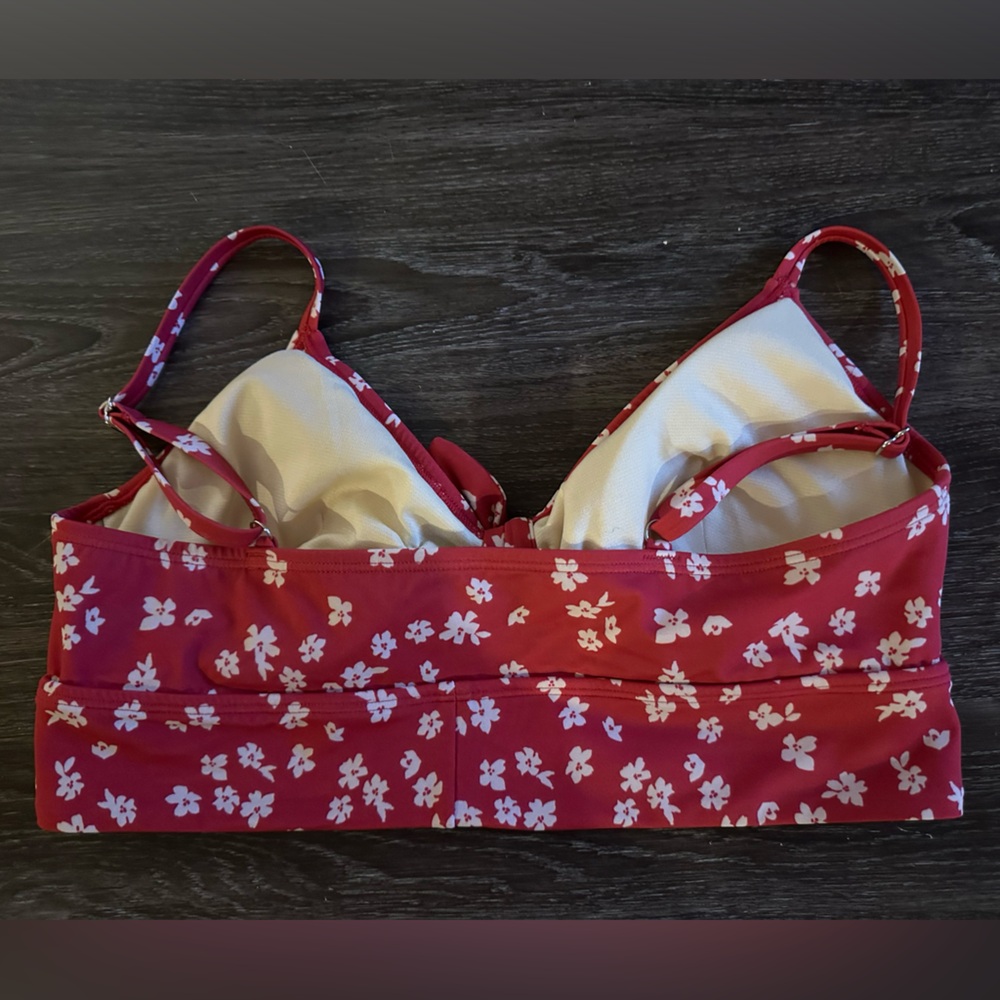 Beach Betty bikini tie front top. - Picture 2 of 5